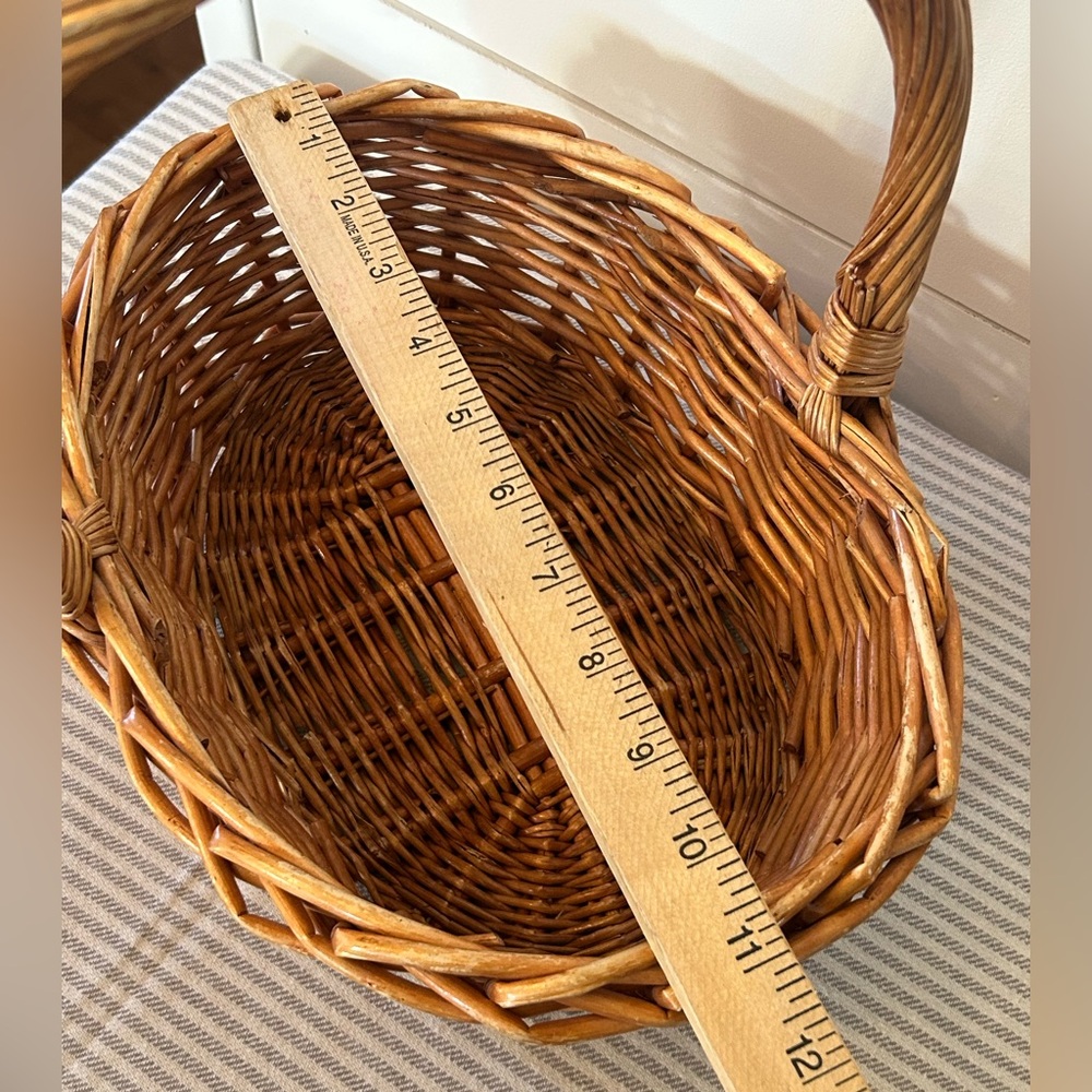 Wicker Basket - Picture 4 of 6